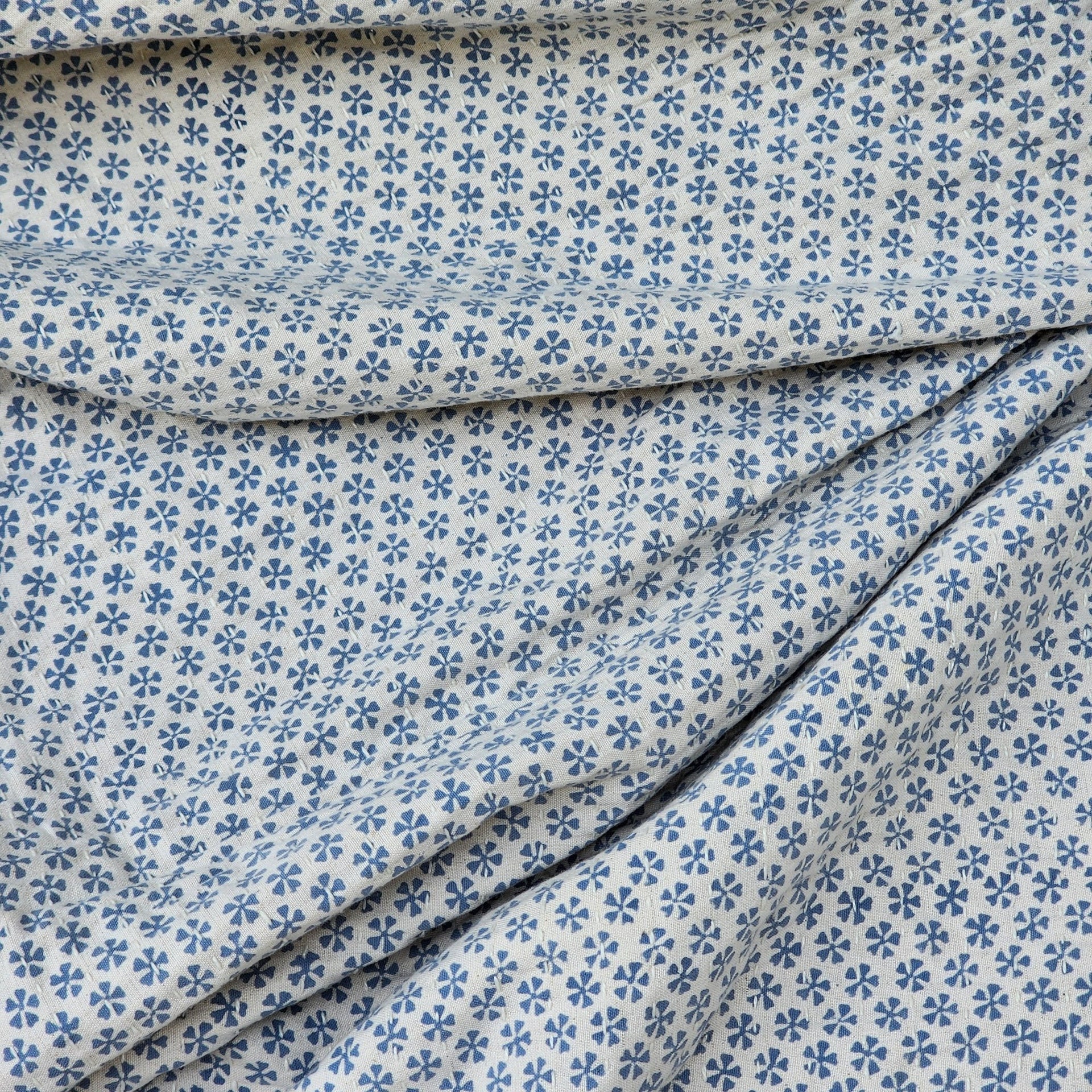 Forget Me Not Block Print Quilt | Vintage Floral Bedspread in 220x270cm Cotton