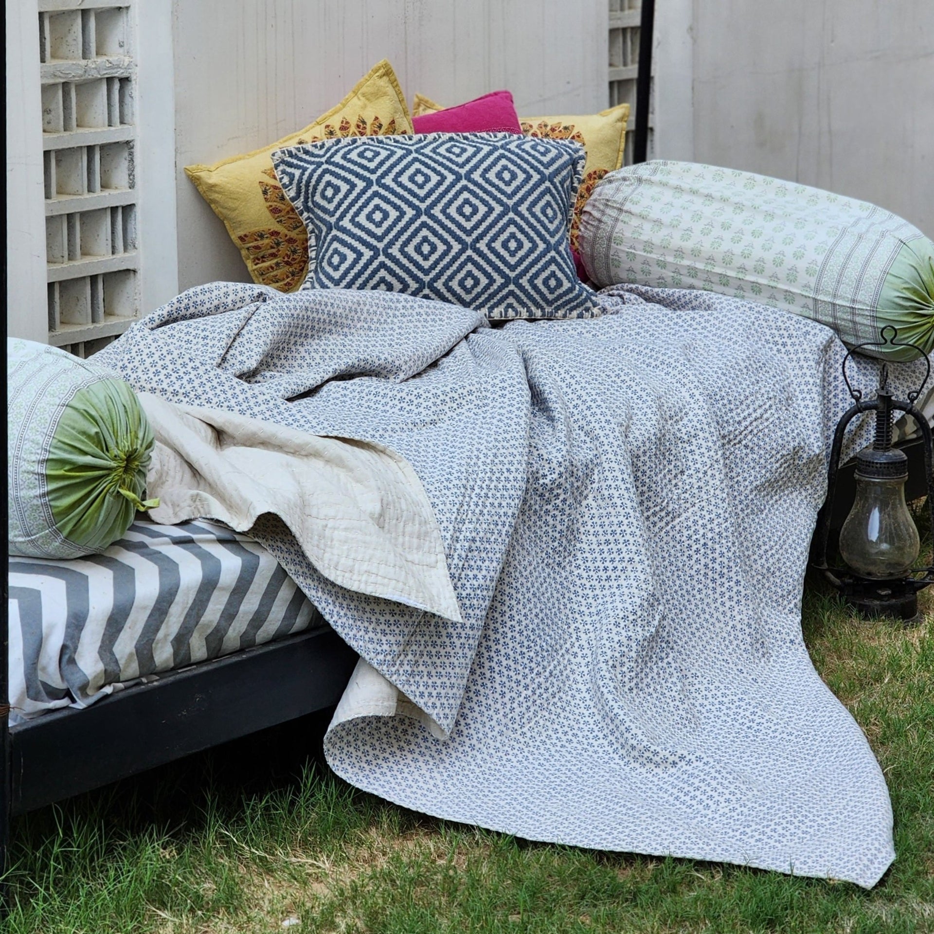 Forget Me Not Block Print Quilt | Vintage Floral Bedspread in 220x270cm Cotton