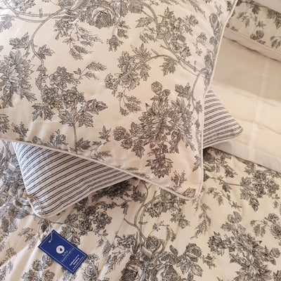 Country Rose Quilted Bedspread | King Quilt | 220cm x 270cm