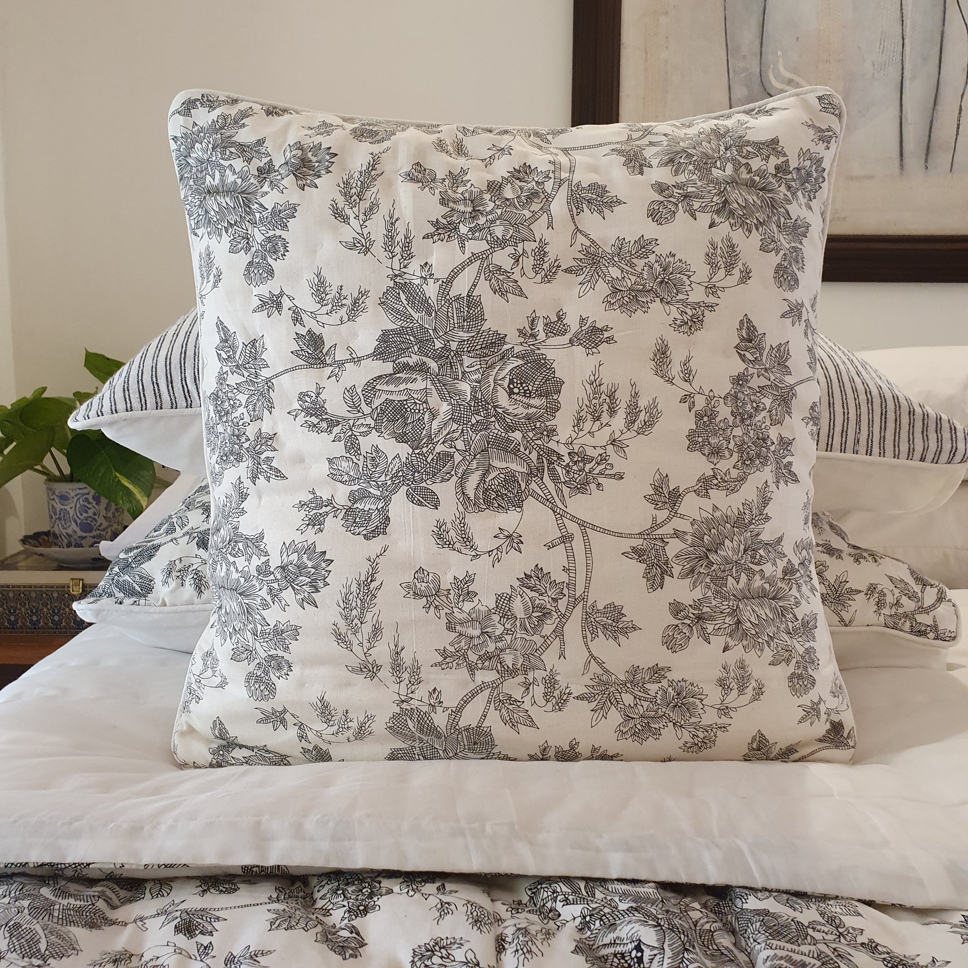 Country Rose Quilted Cushion Cover | 50cm x 50cm