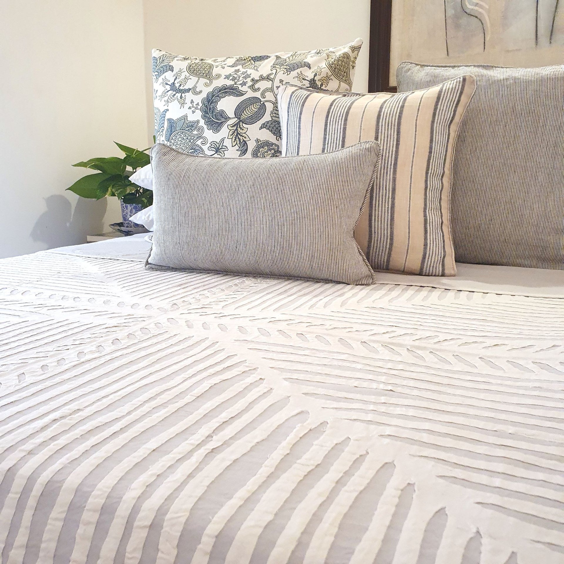 Heritage Lace Applique Bedcover | 220cm x 270cm