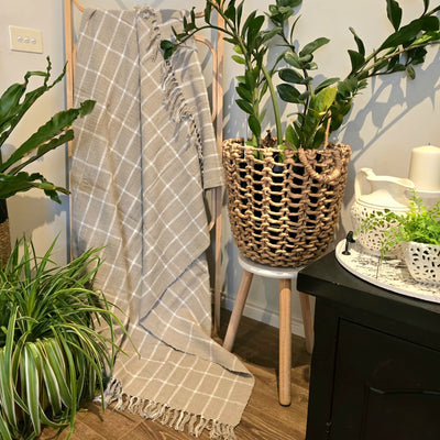 Maison Checkered Throw Rug | 120x170cm Neutral Checkered Throw Blanket