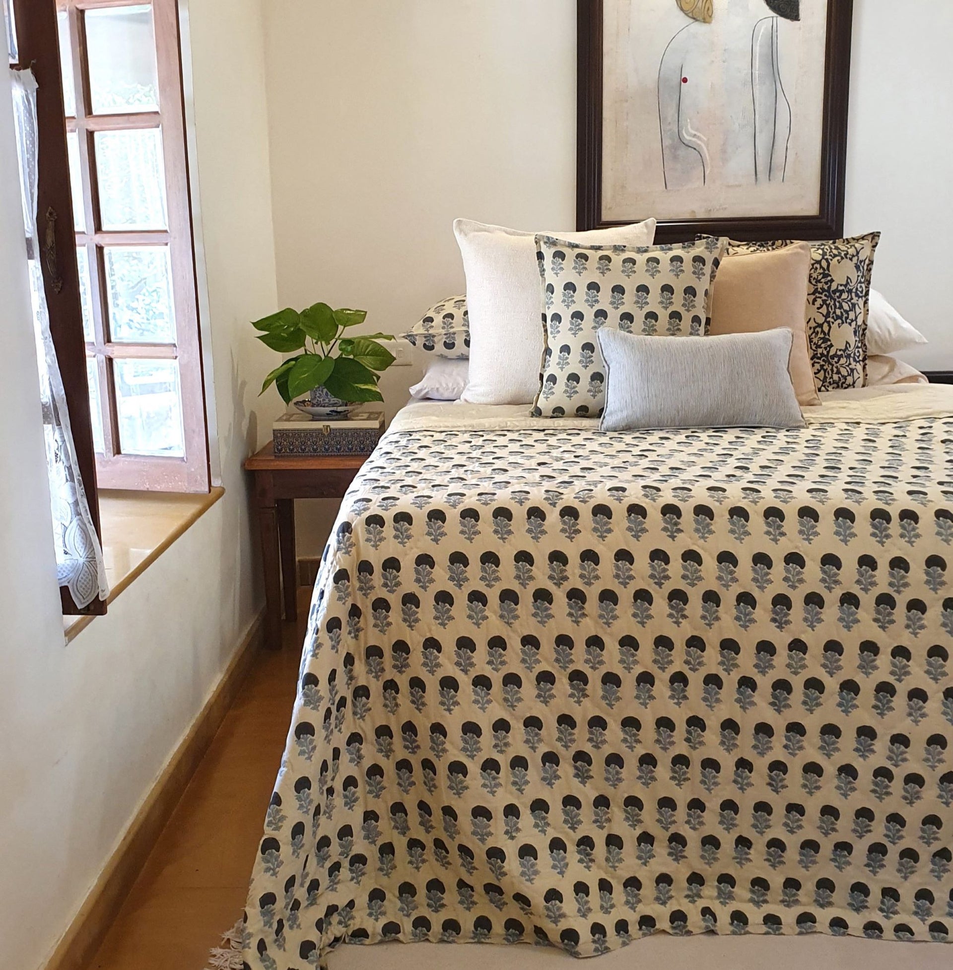 Blue Marigold Quilted Bedspread | 220x270cm Cotton Quilt