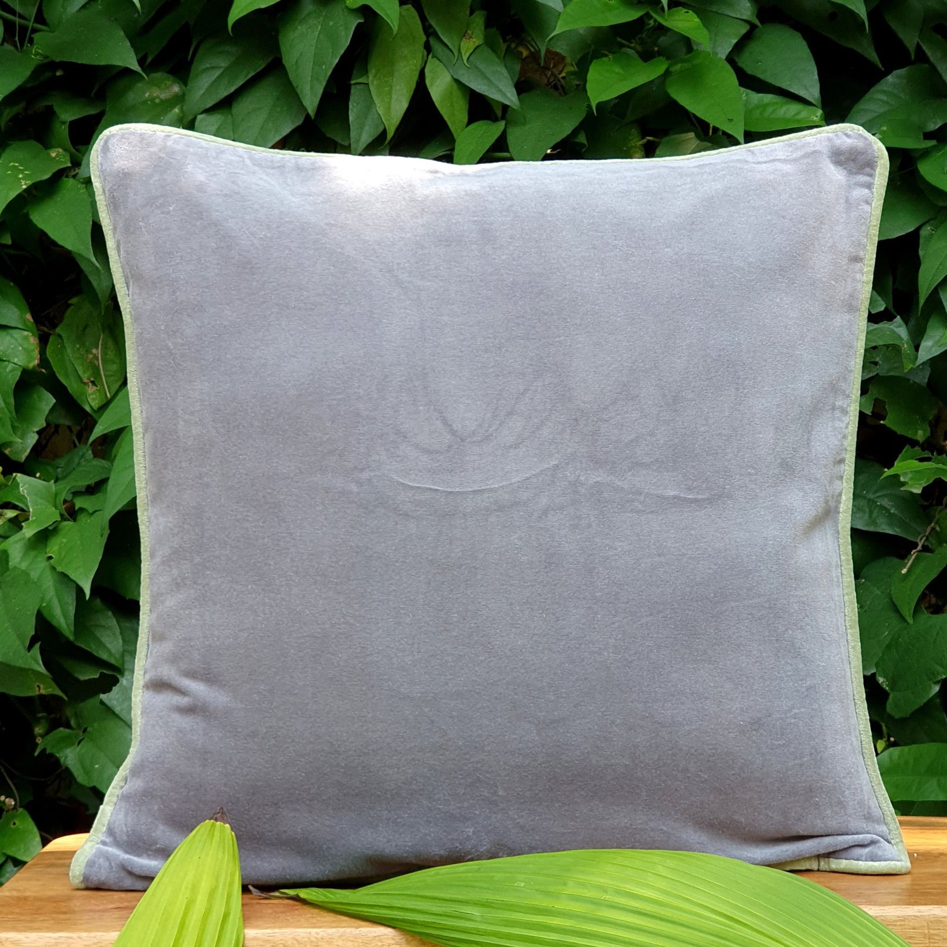 Shadow Velvet Cushion Cover | Shadow Velvet 50x50 cm – 100% Cotton Velvet