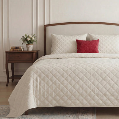 Vanilla Diamond Stitched Comforter with Pillowcase Set