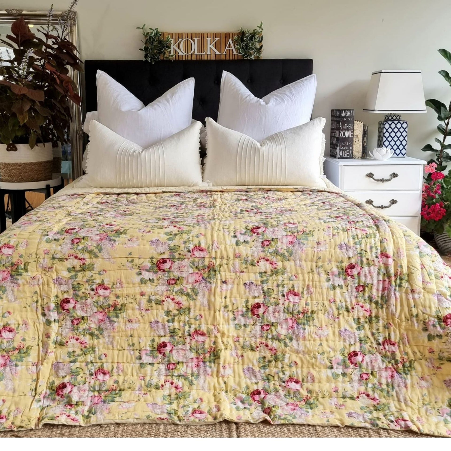 English Rose Yellow Reversible Quilt | 220x270cm Cotton Bedspread