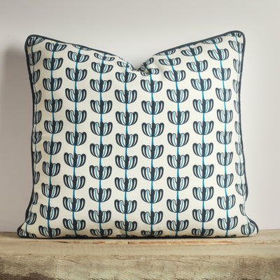 Blue Garland Decorative Cushion Cover | Decorative Cushion 50x50 cm – 100% Cotton Duck