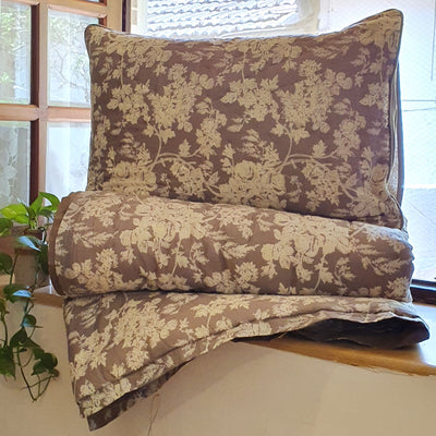 Cottage Garden Quilted Bedspread  | 220x270cm Cotton Quilt