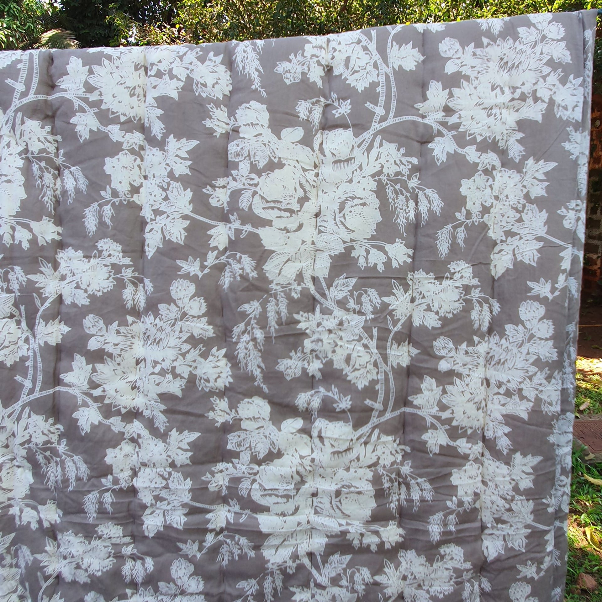 Cottage Garden Quilted Bedspread | 220cm x 270cm