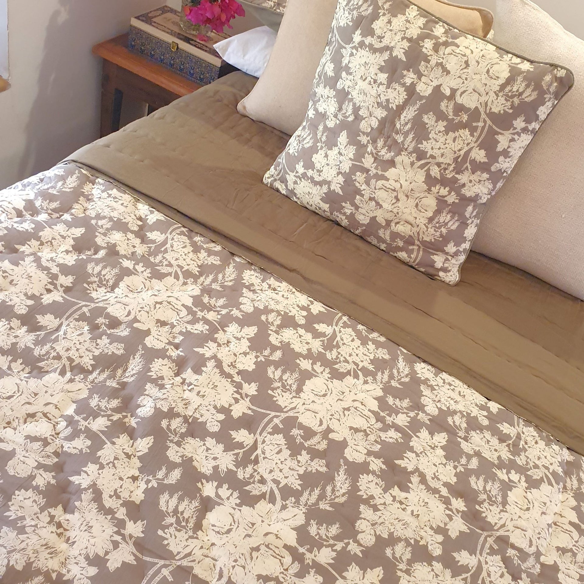Cottage Garden Quilted Bedspread | 220cm x 270cm