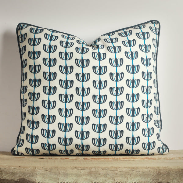 Blue Garland Decorative Cushion Cover | Decorative Cushion 50x50 cm – 100% Cotton Duck